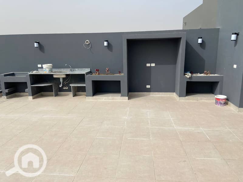 12 1895620c-604d-43b0-ac2d-ff5dc3985045. jpeg