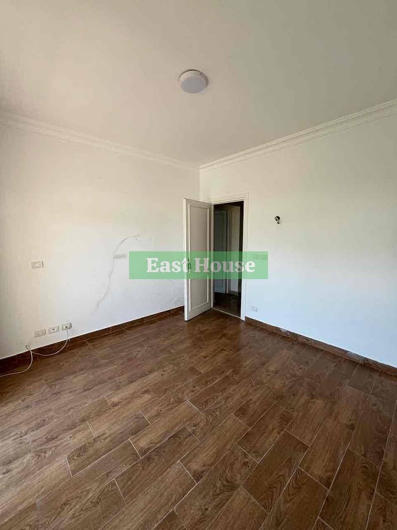 8 d0853350-82cb-4ec9-894c-f3f27775bb35. jpg