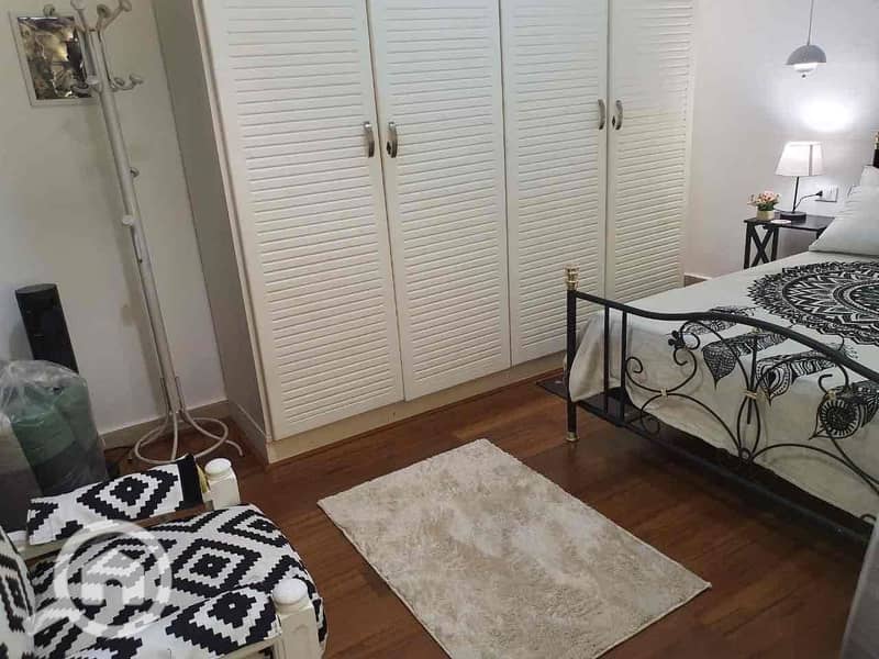 4 8157e1cb-ce25-4211-be99-91175a3f0200. jpg