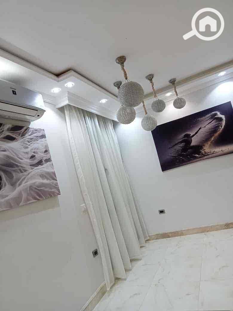 19 d75f64e2-fbab-4b9c-92fc-3a0dbea0603a. jpg