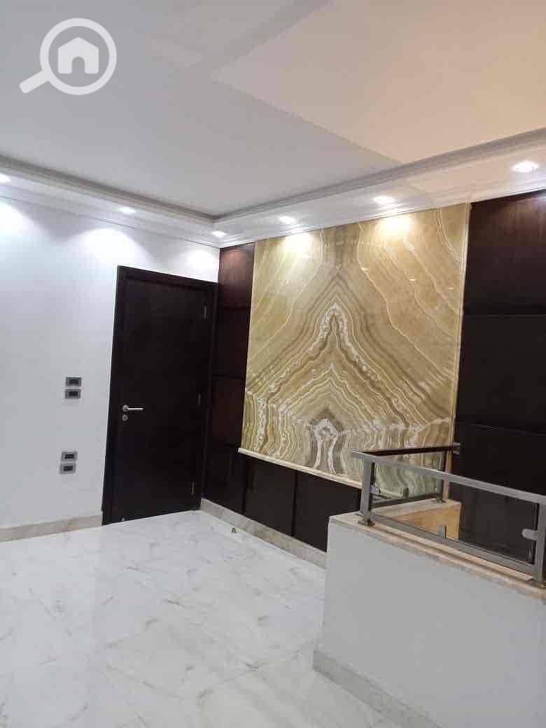 20 006cbd54-71b2-4fe2-aaeb-3c6af8bb7f97. jpg