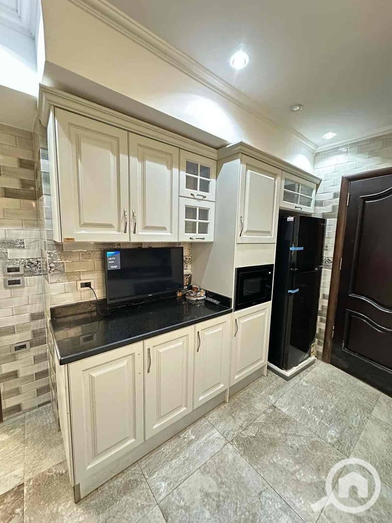 27 18af2aa9-e633-4bbf-8261-a59d2ffd60b4. jpg