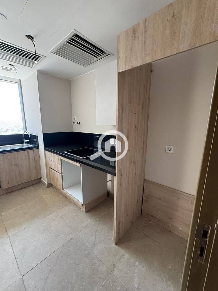 5 njkxgjrdnlitg. jpg