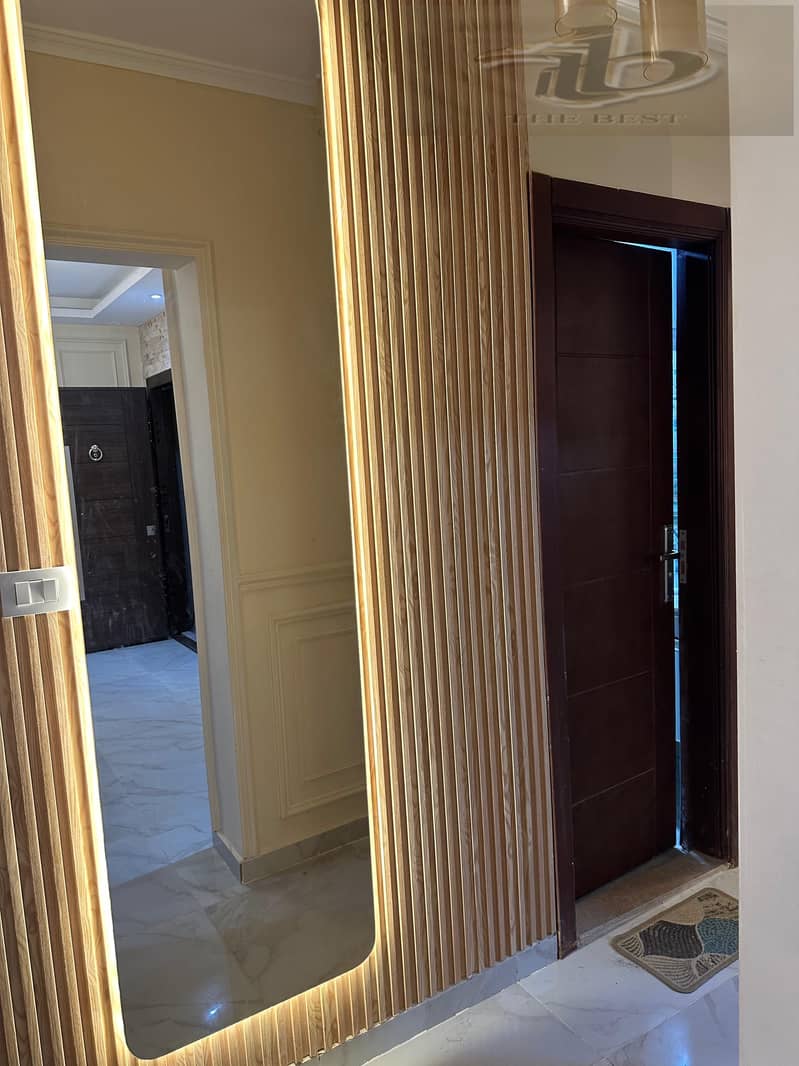 6 866e8897-b59b-4efa-8869-23684de2c77d. jpeg