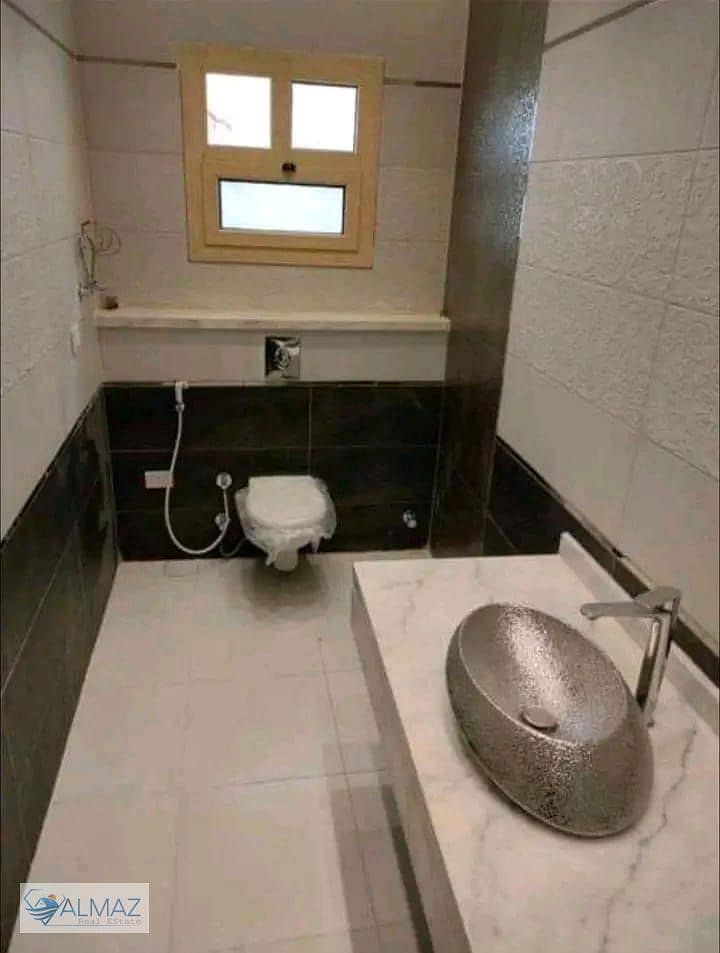 10 WhatsApp Image 2025-11-02 at 12.19. 00 PM (1). jpeg