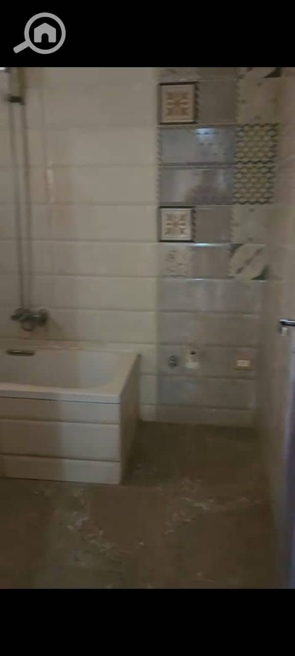 9 92640e3e-8528-4b89-a2d6-e81fc49298be. jpeg