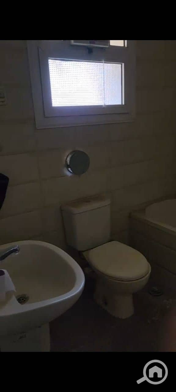 10 ae707d67-4309-4077-96ff-d909dfc6ea6e. jpeg