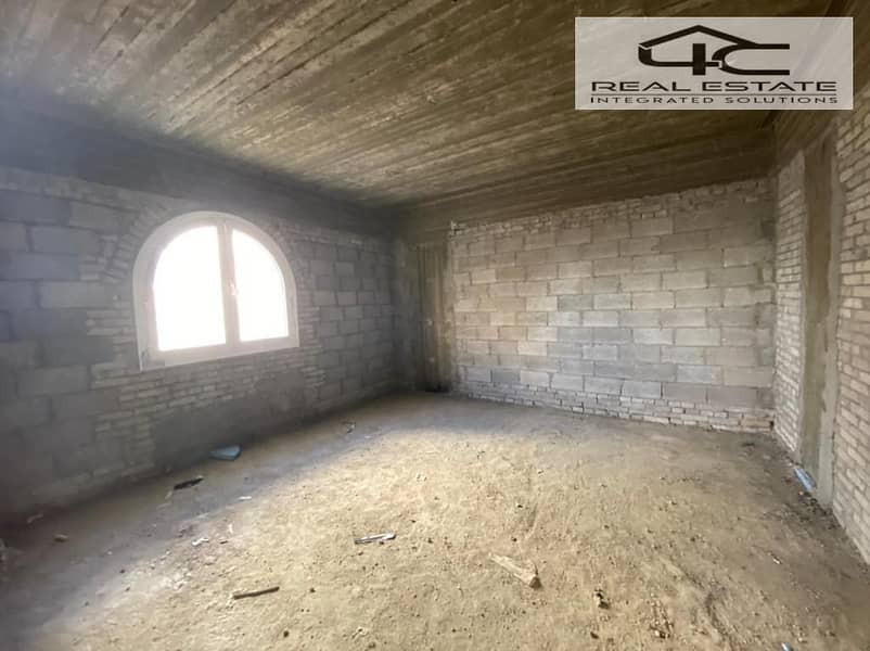 4 WhatsApp Image 2025-11-02 at 14.09. 41. jpeg