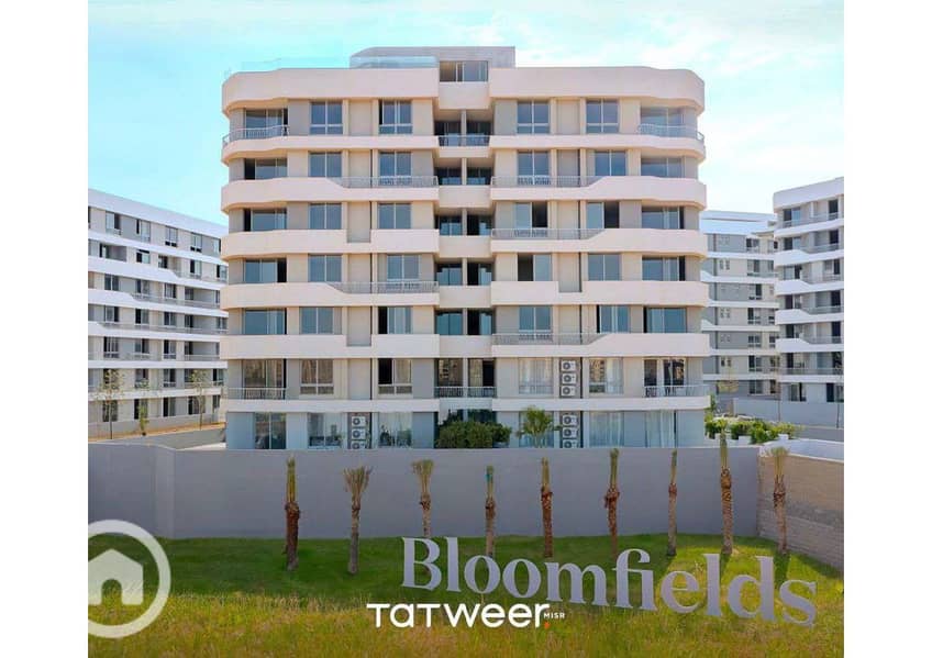 5 BloomFields Live Photos_Page_07. jpg