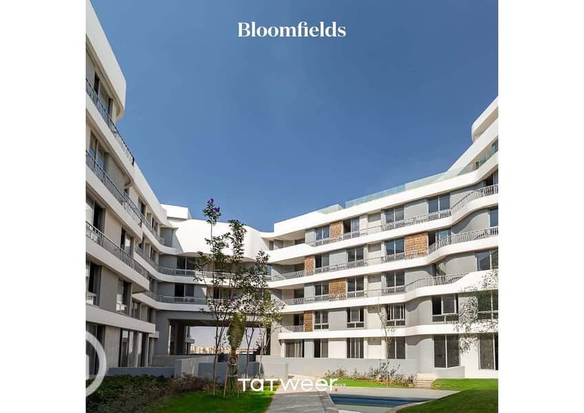 14 BloomFields Live Photos_Page_16. jpg