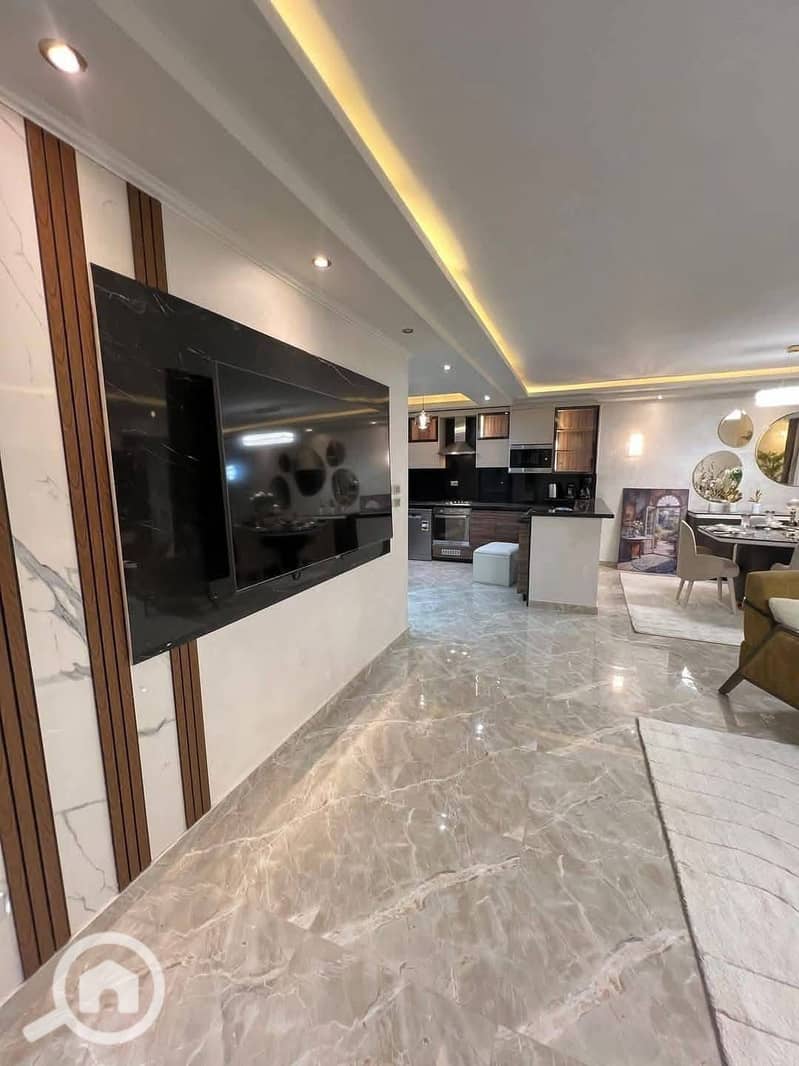 11 571193745_1948106545750998_5661641685627982137_n. jpg