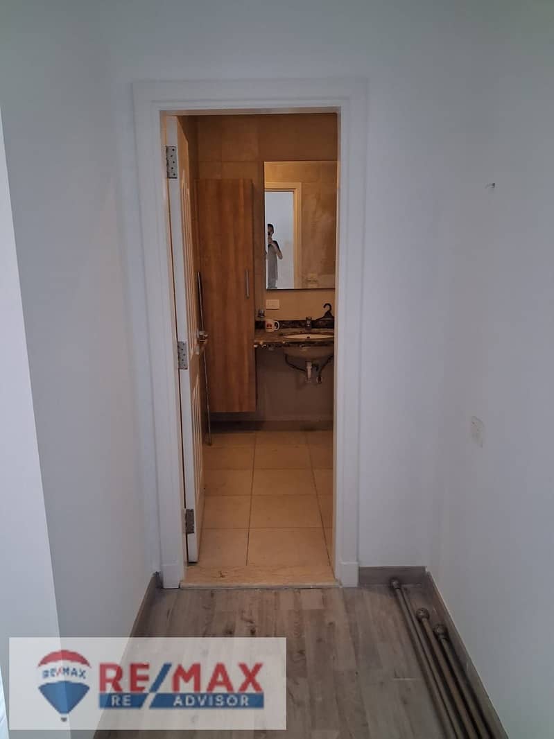 15 5988052935071878582. jpg