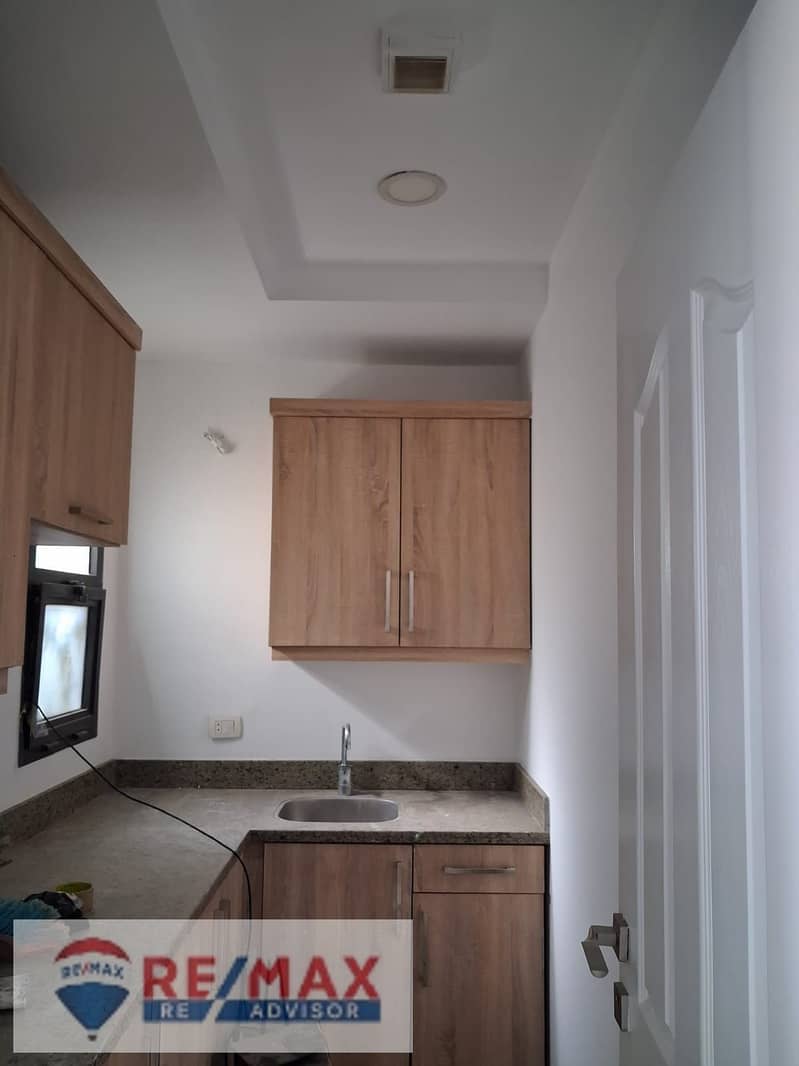 25 5988052935071878588. jpg