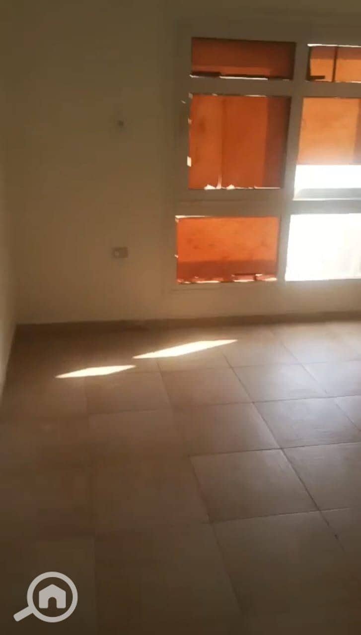 5 483fd648-fa3e-423a-9e27-d63cb64bbe65. jpg