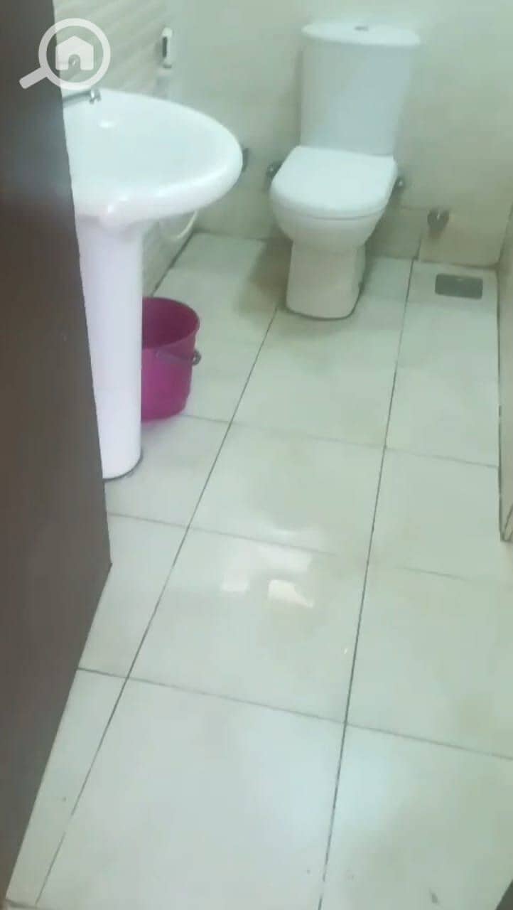 9 57d1aeab-eafc-4250-b1cb-ec9fa2b74b01. jpg