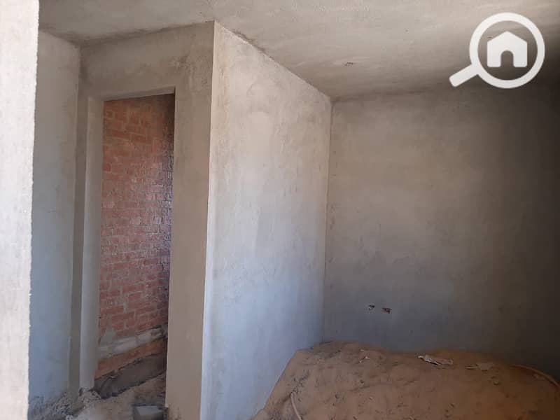 2 4b6d7e0a-2fe9-44b0-9155-44bf194bd28e. jpg