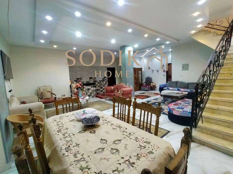 7 d1599ea0-d753-4e2b-a90b-7c099acd9cbf. jpg