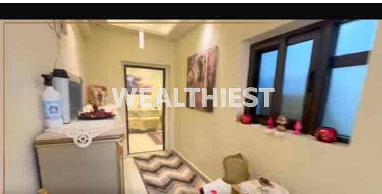 5 68c6cd19-2951-4f06-9b97-cc65c3c0e8be. jpg