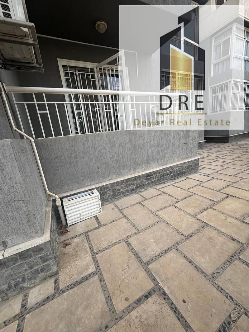 2 8178db26-5775-41c2-82da-5aa2d092e3e8. jpg