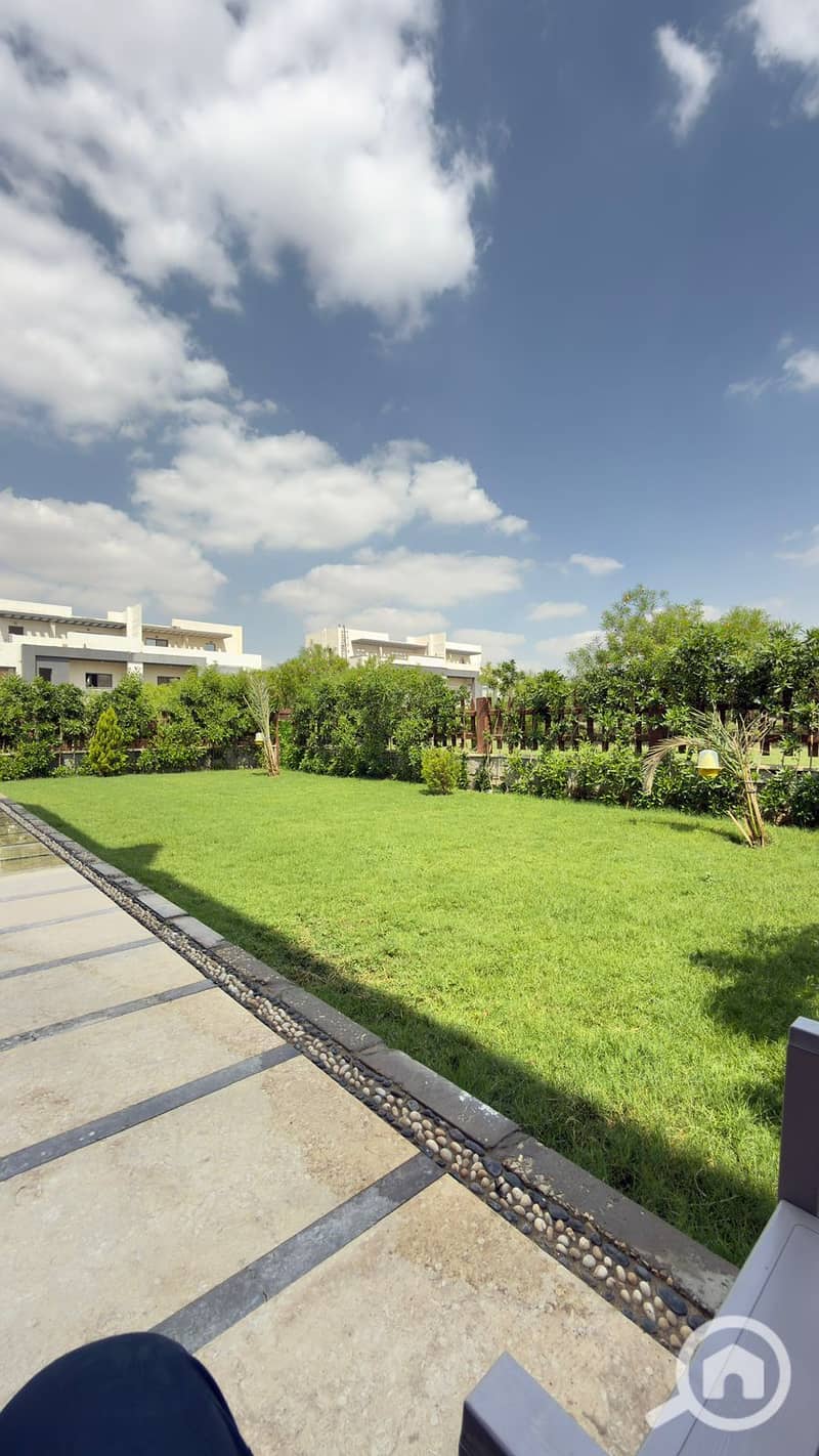 5 730ad41f-8fe0-41cc-84da-92040b0841f6. jpeg