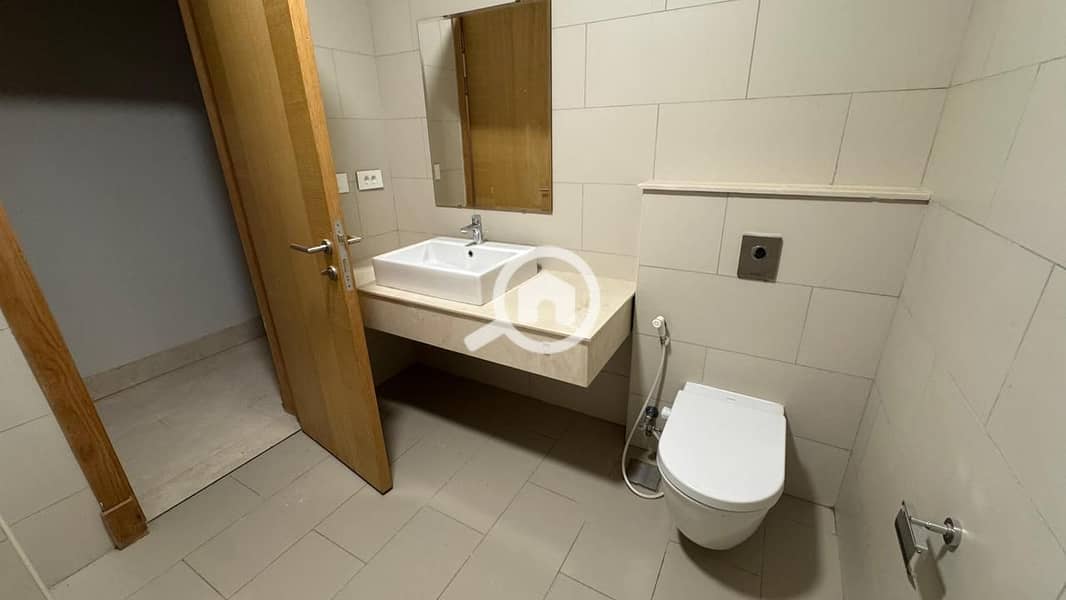 2 WhatsApp Image 2025-11-02 at 4.04. 13 PM (2). jpeg