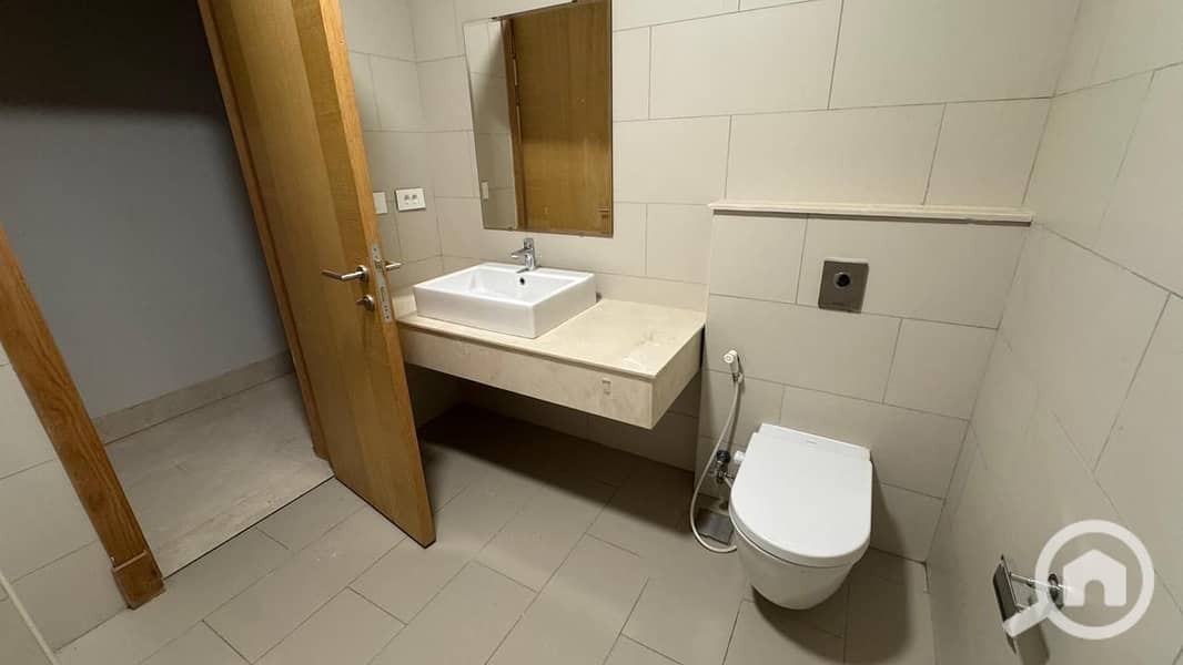 4 WhatsApp Image 2025-11-02 at 4.04. 13 PM (1). jpeg