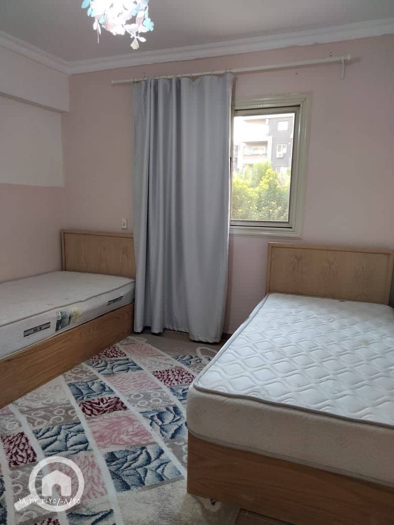 4 6a72935c-2e50-40fb-a2a9-515301cfc55d. jpeg