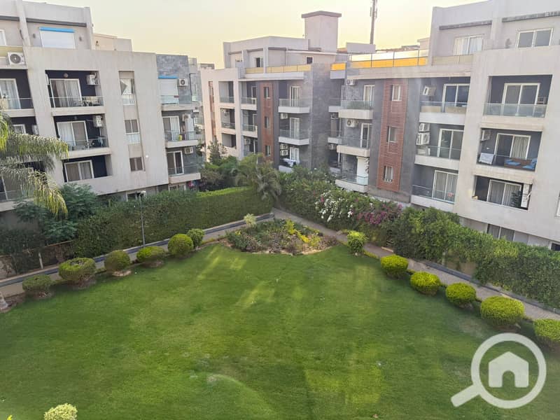 2 74ff3c93-f5b9-4d1b-a7f1-65205afd3c5b. jpg