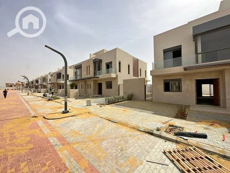 8 510922998_2143947026104745_1806670181750147657_n. jpg