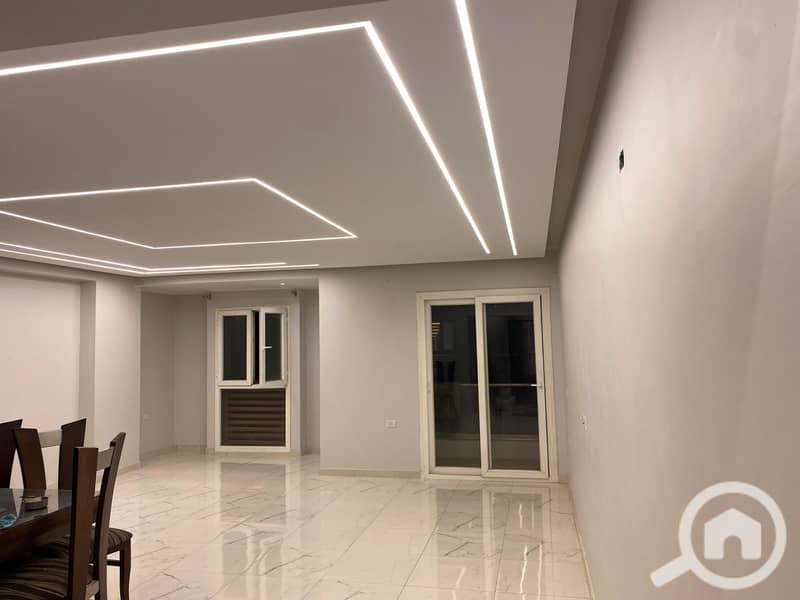 2 18c3c86e-f0ff-4cab-9f91-f50ec3433462. jpg