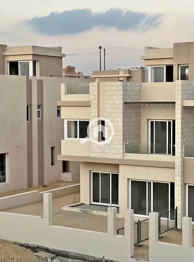 فیلا 4 غرف نوم للبيع في 6 أكتوبر، الجيزة - 560032917_1369448424784715_7876528019876436641_n. jpg