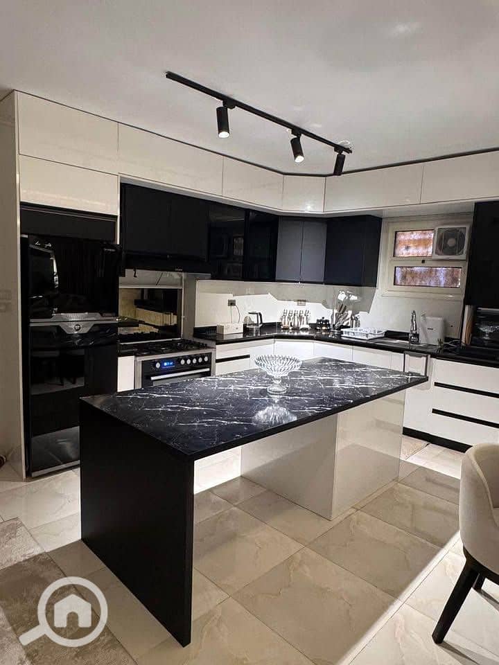 7 539585822_1560396638272161_3585862331319111021_n. jpg