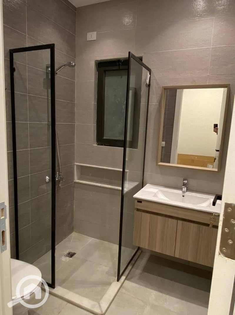 13 f93f2733-e04d-4fed-96c6-ef471d78ff3e. jpg