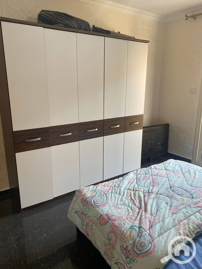 8 893ef18e-5679-4ccb-a25d-751811bddb1b. jpeg