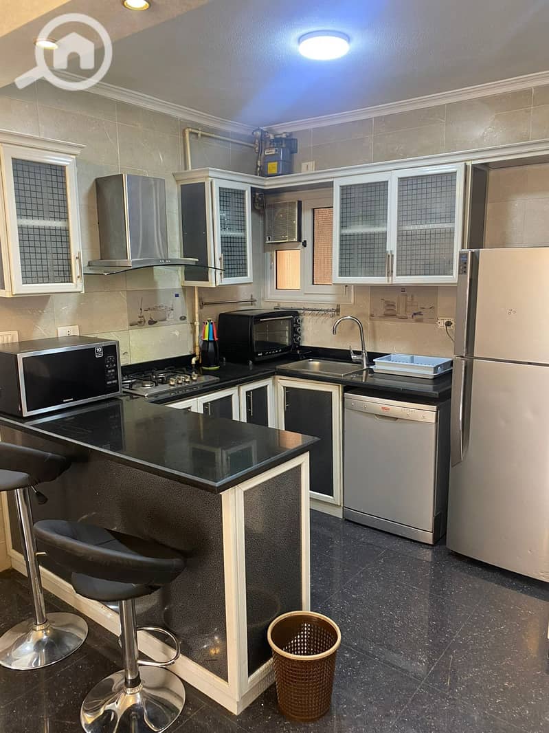 10 4c2933af-f3d6-40f5-bf55-09a43e127570. jpeg