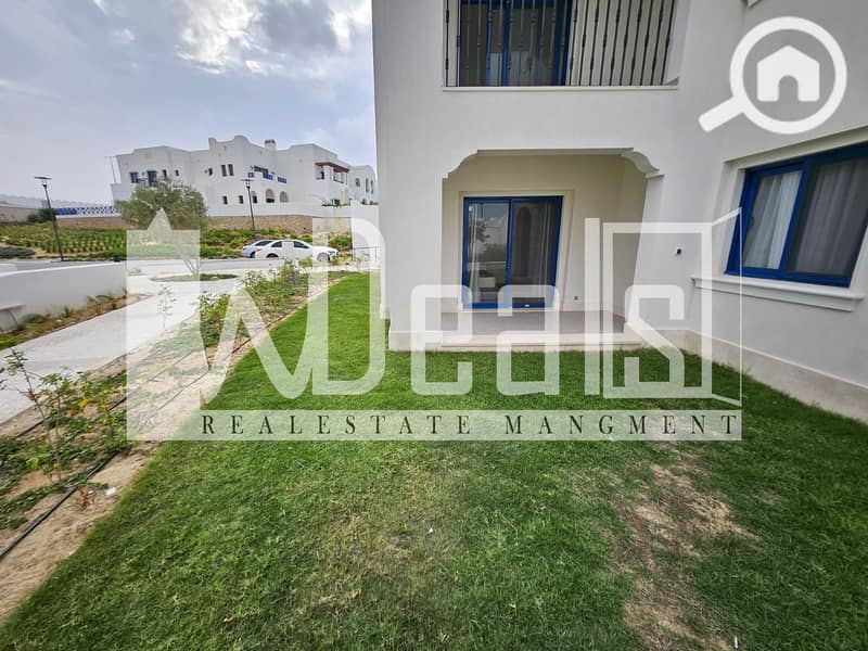 6 WhatsApp-Image-2024-10-14-at-12.53. 00-PM. jpg