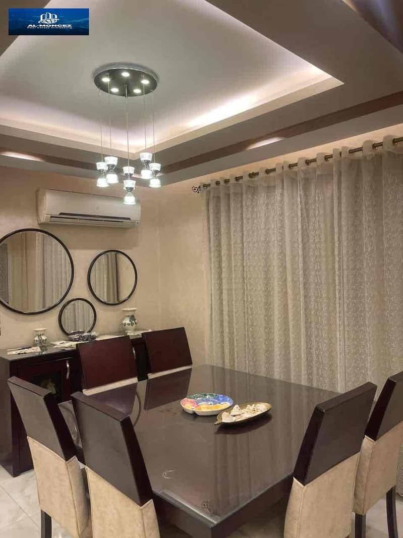 4 d8a9e5b4-1651-4075-a32e-231e21319a69. jpg