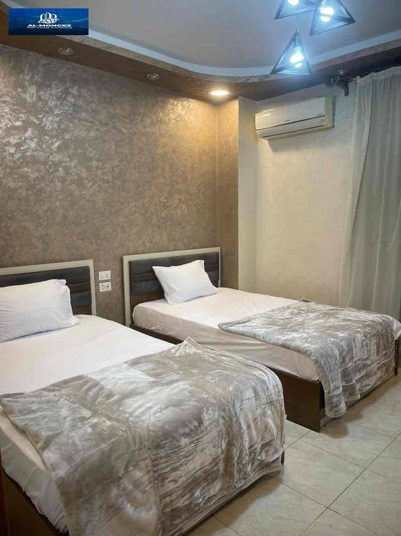 8 ee8ece7b-c8fc-4169-8e39-bfc050648217. jpg