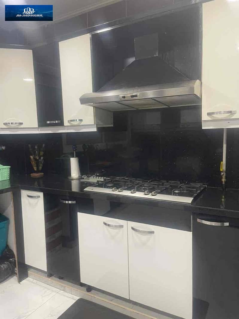 22 ed39a084-fbac-4500-82ca-7e567b22b5cc. jpg