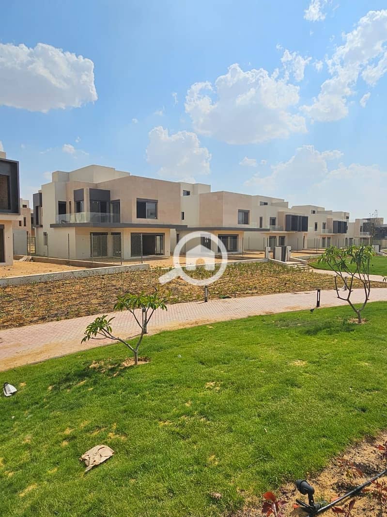 5 WhatsApp Image 2025-10-23 at 2.37. 01 PM (2). jpeg