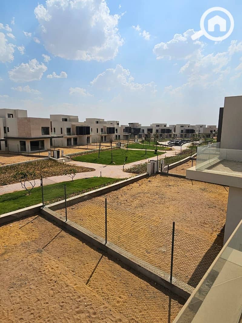 6 WhatsApp Image 2025-10-23 at 2.37. 01 PM (3). jpeg