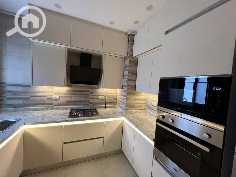 6 571292348_122114595375016493_2328942700370901671_n. jpg