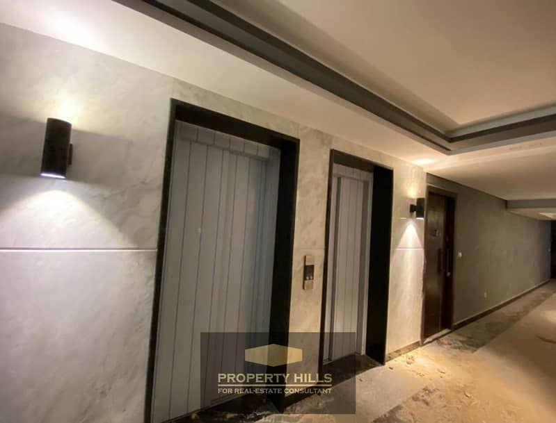 22 d7114acd-8906-46c1-aa3c-5b6ad970b7a9. jpg