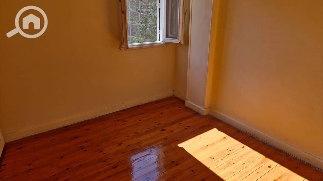 7 b9bba328-f3c6-43be-bf6d-a9a3ee04f03d. jpg