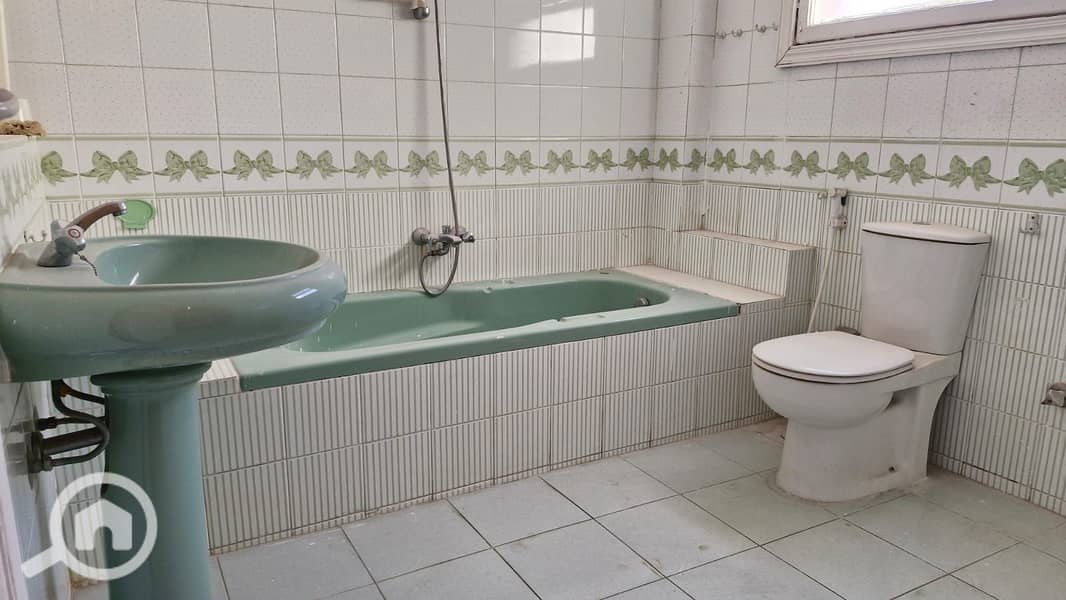 8 dcaba926-93cb-4008-acce-4fca49d4338d. jpg