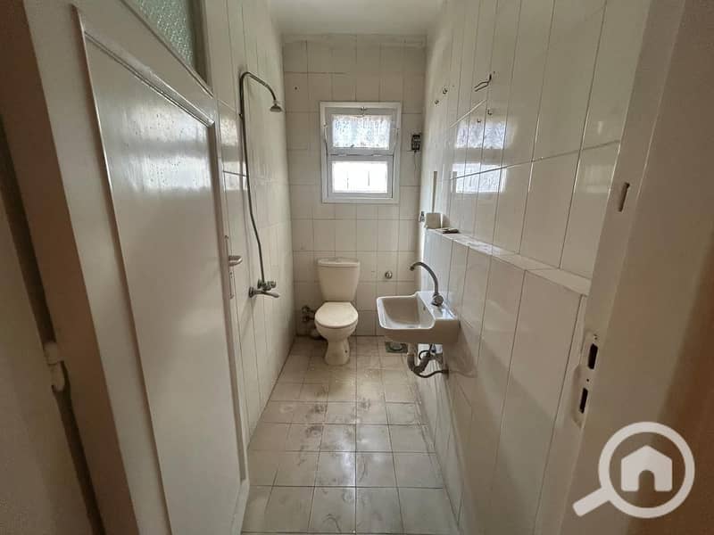 9 79b740e1-c3c3-47d8-ada8-05ef4c5dd8d4. jpg