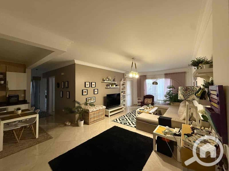 2 b838298c-55c9-4a4d-807d-ed9a93269675. jpg