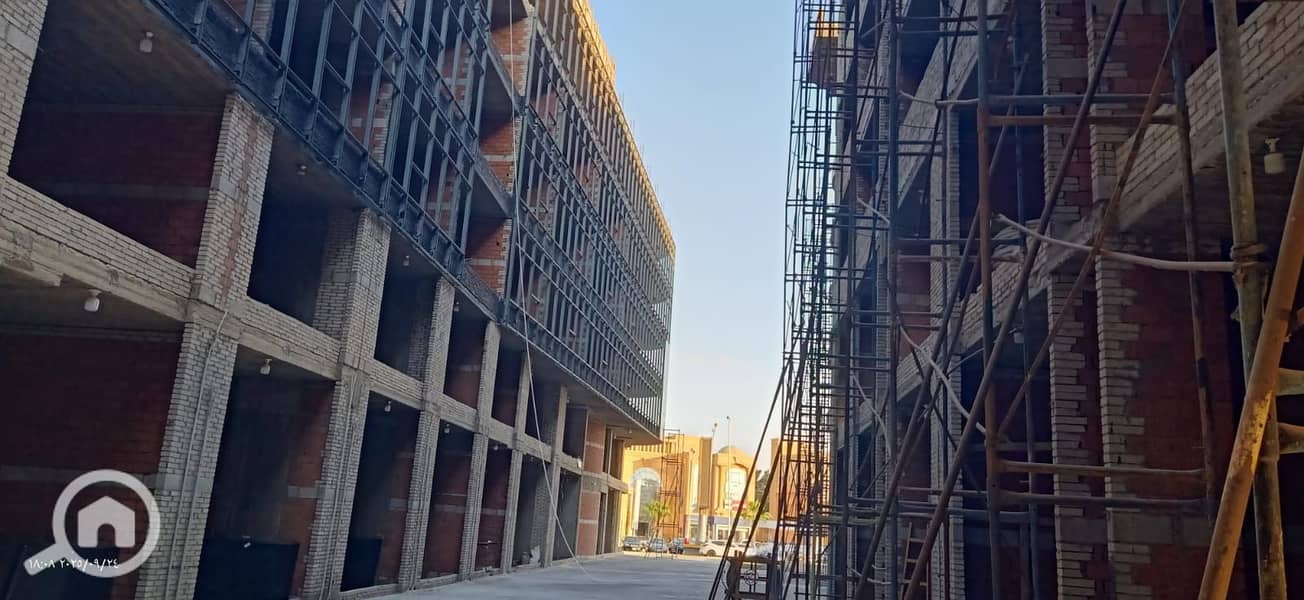 4 WhatsApp Image 2025-10-14 at 4.10. 29 PM (3). jpeg