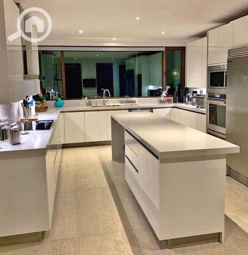 4 555977563_122132738834926977_1917223899809957479_n. jpg