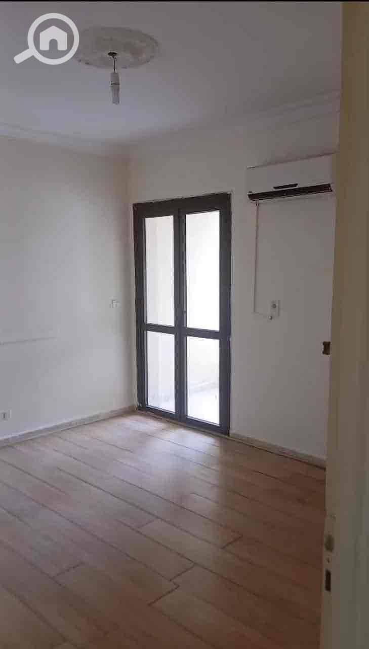 8 a27932a8-9fd5-4457-a597-fed57983906b. jpg